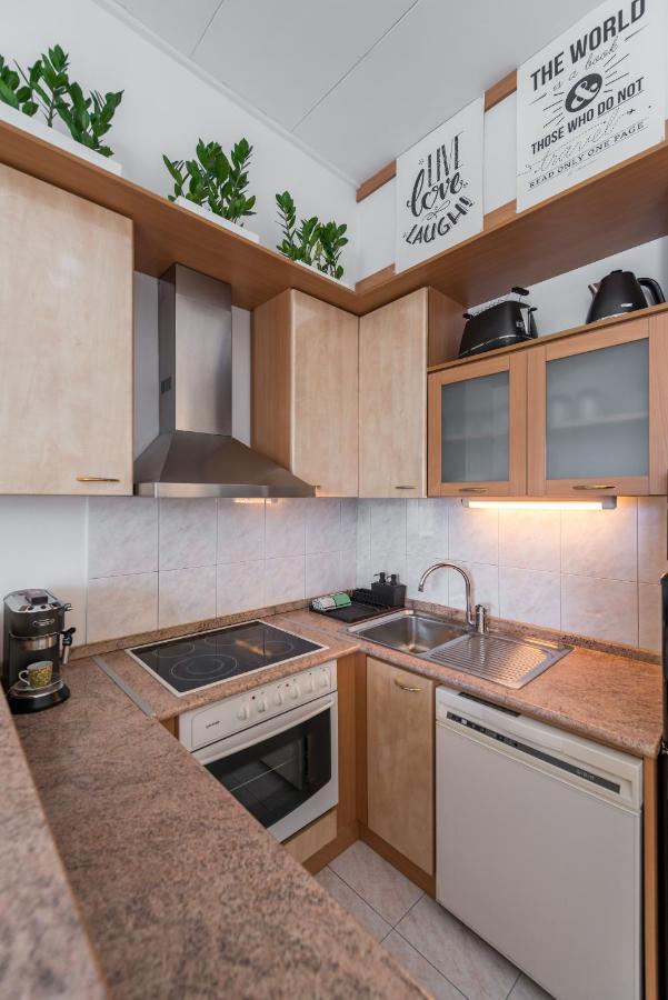 Apartments Riva Lucija By Litto สปลิท ภายนอก รูปภาพ